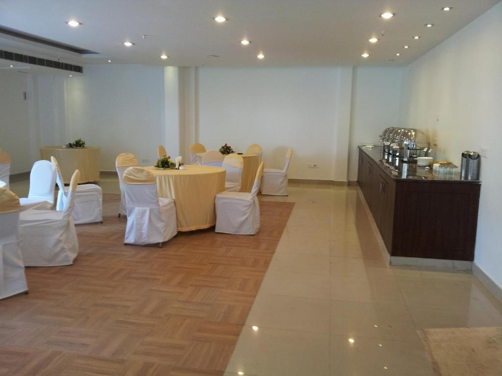 Oyo 1227 Hotel Rousha Inn Ghaziabad Luaran gambar