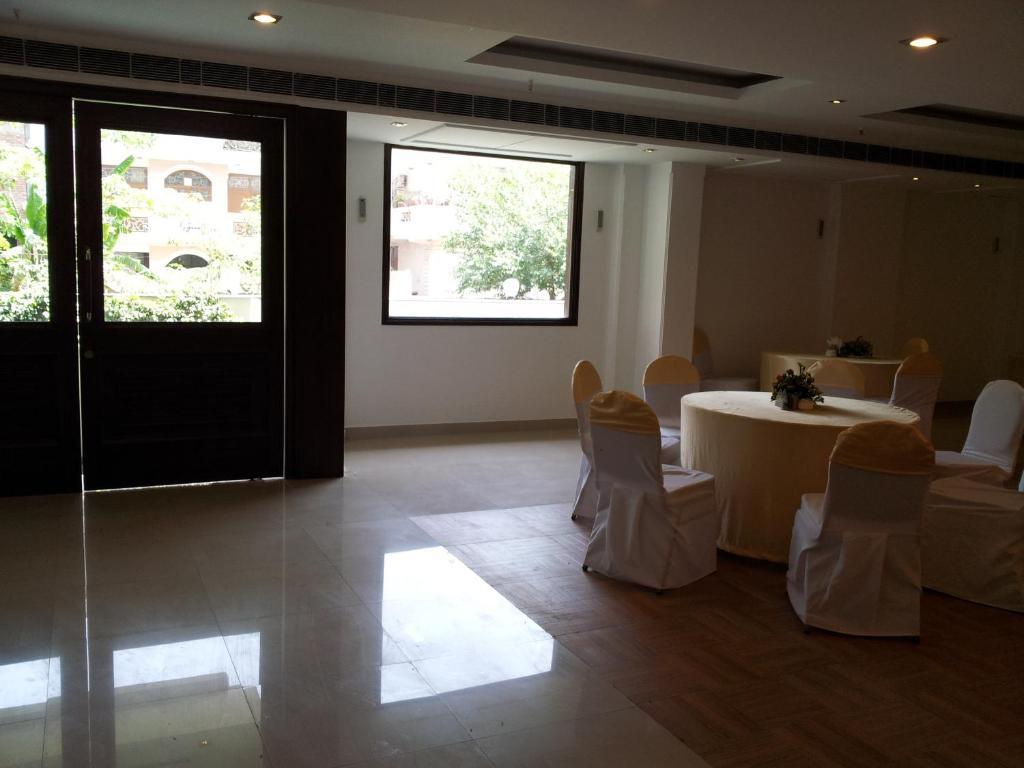 Oyo 1227 Hotel Rousha Inn Ghaziabad Luaran gambar
