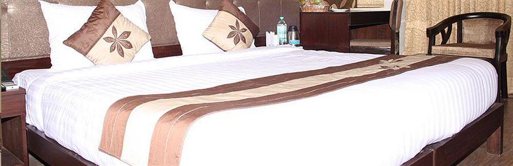 Oyo 1227 Hotel Rousha Inn Ghaziabad Luaran gambar