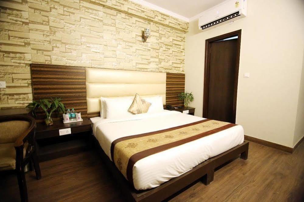 Oyo 1227 Hotel Rousha Inn Ghaziabad Luaran gambar