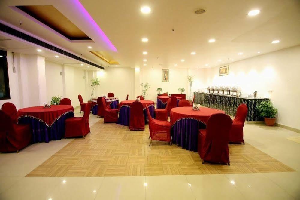 Oyo 1227 Hotel Rousha Inn Ghaziabad Luaran gambar