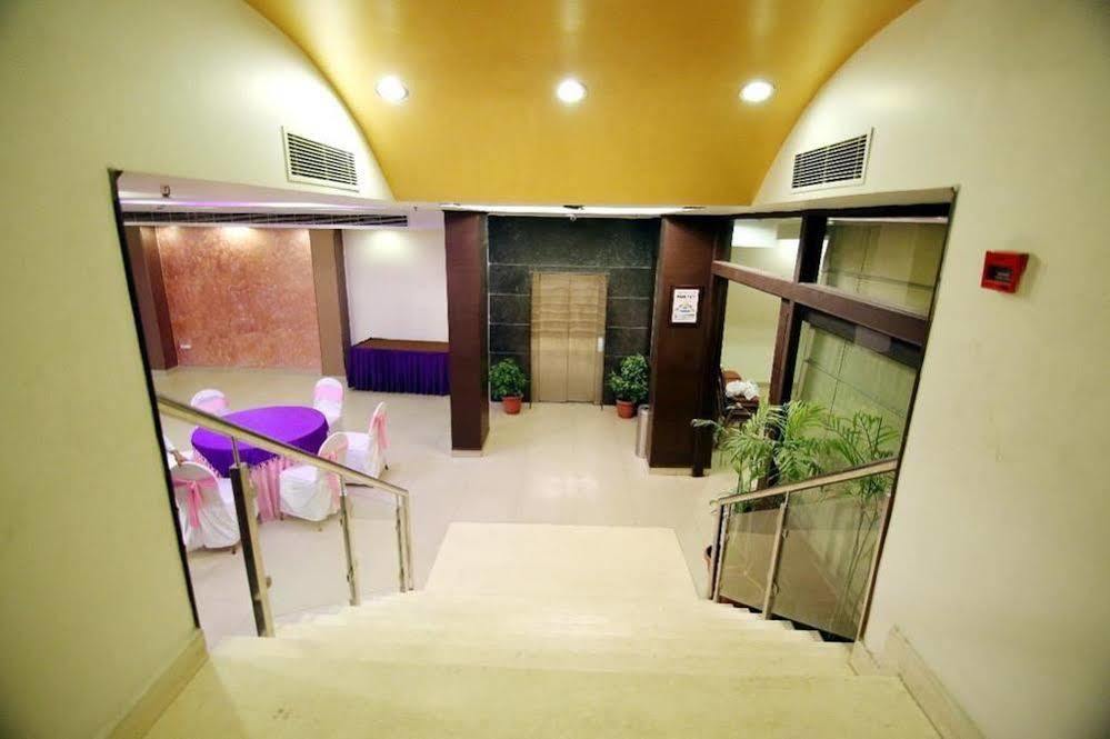 Oyo 1227 Hotel Rousha Inn Ghaziabad Luaran gambar